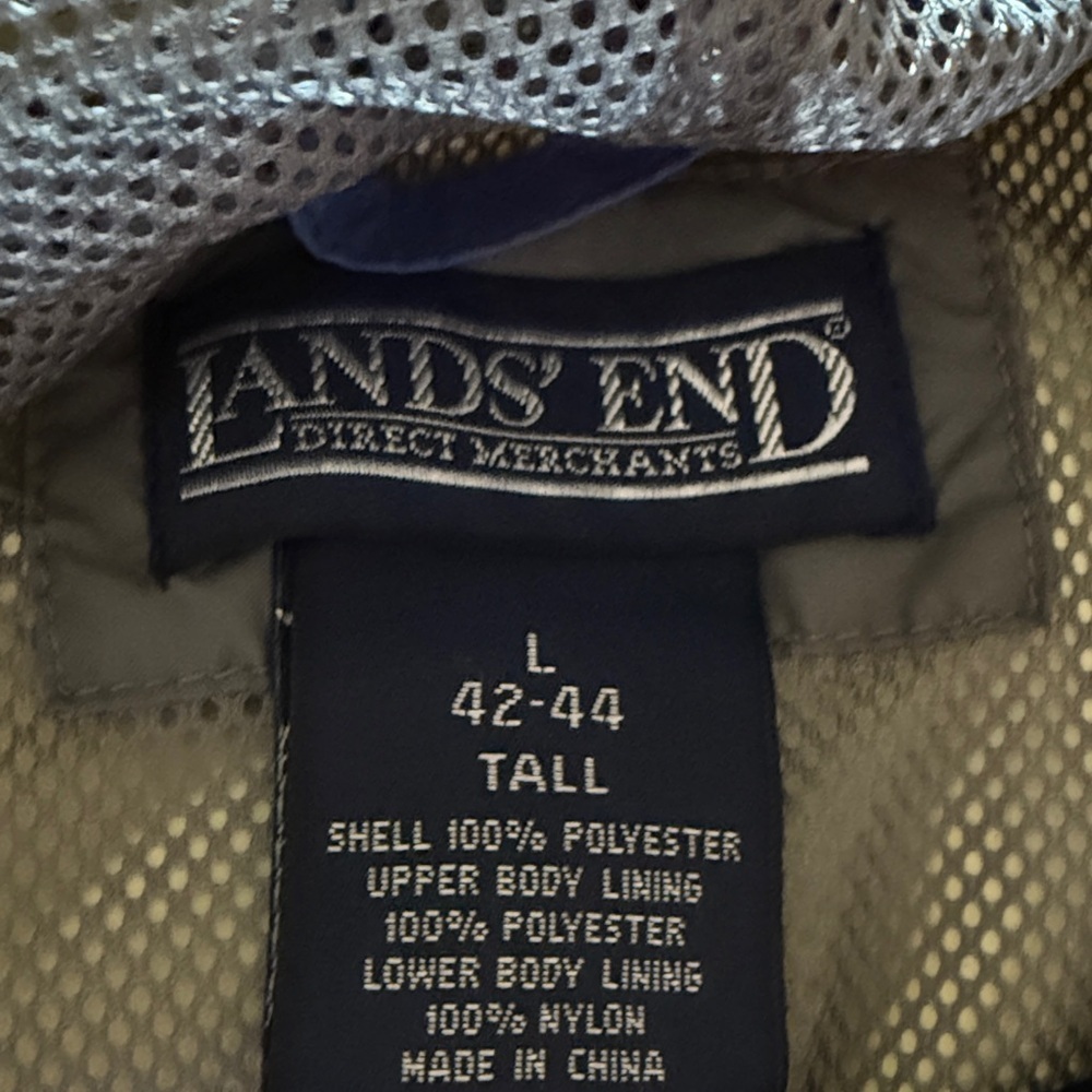 Lands' End Waterproof Packable Wind Jacket Size L - image 7